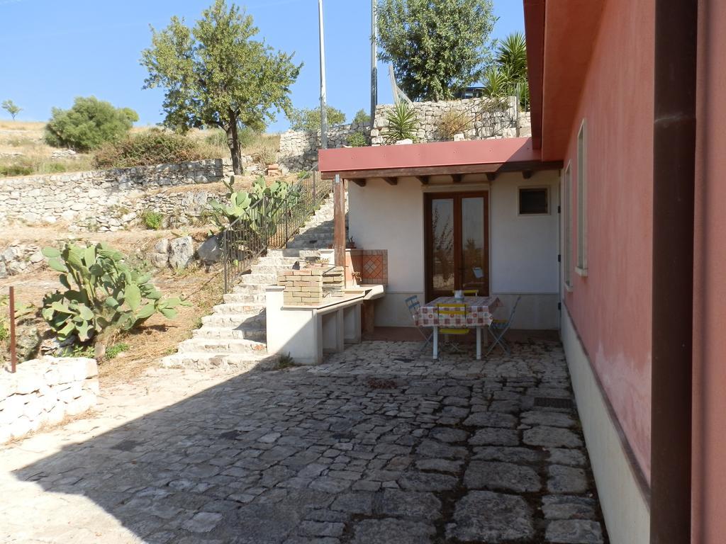 La Pietra Villa Chiaramonte Gulfi Room photo